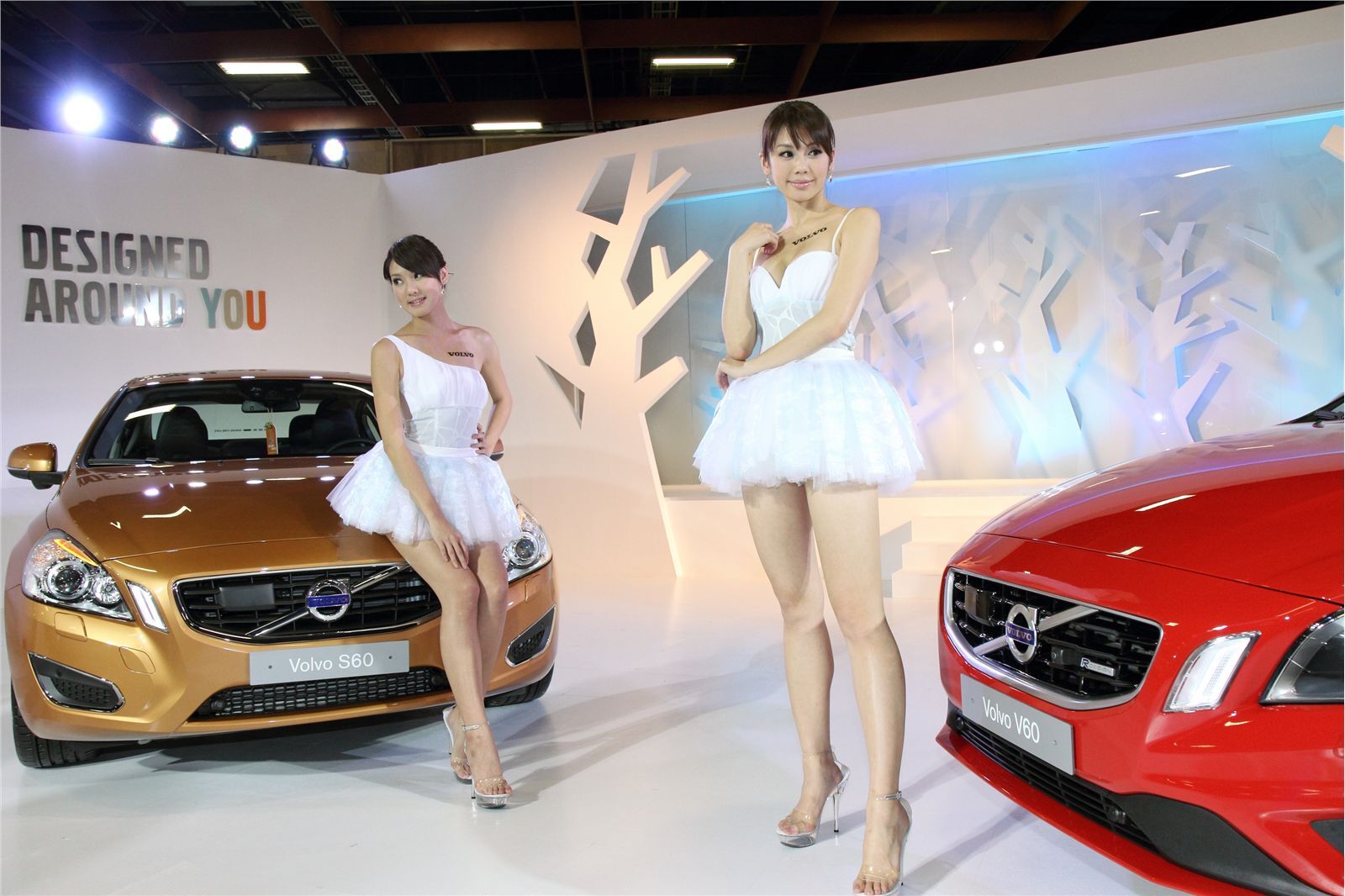 2012 model auto show shows a collection of beautiful women